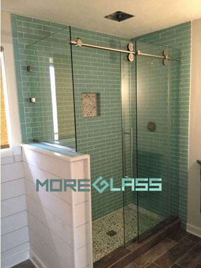 Vách tắm kính đứng cường lực